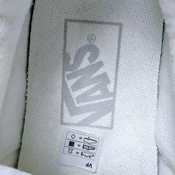 Vans Women Knu Stack/Platform Suede Sneaker in Amazing Laces Multi/Marshmallow - Picture 9 of 13